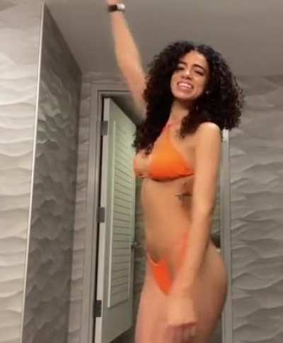 This ass!