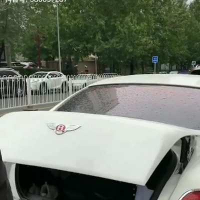 WCGW if I were to open my trunk on a rainy day?
