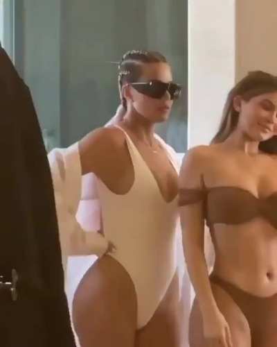 Ky &amp;amp; Khloe