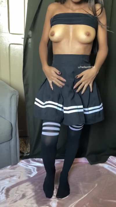 A full body revealing