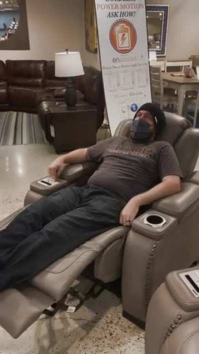 I swear&hellip; It was the chair! (Volume on)