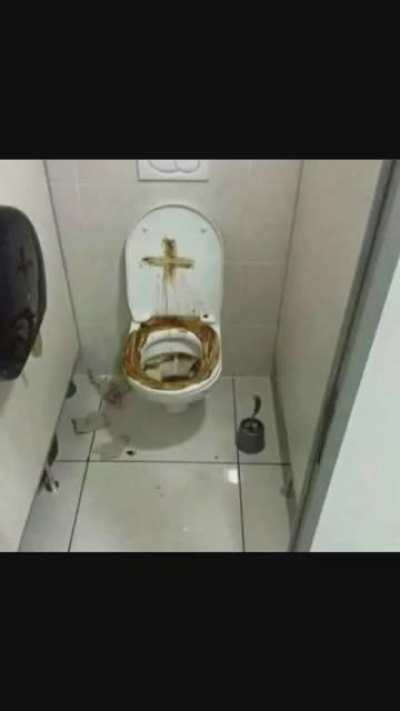 pobre inodoro man