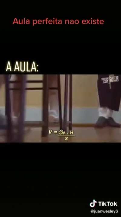 J&aacute; tenho dificuldade com o professor falando normal imagina cantando,dispenso mas seria legal