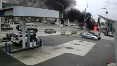 Crazy car crash