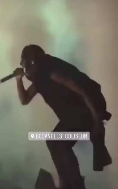 Carti sounds like a screeching bat out of hell 😂😂