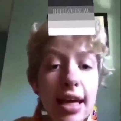 Gay😡