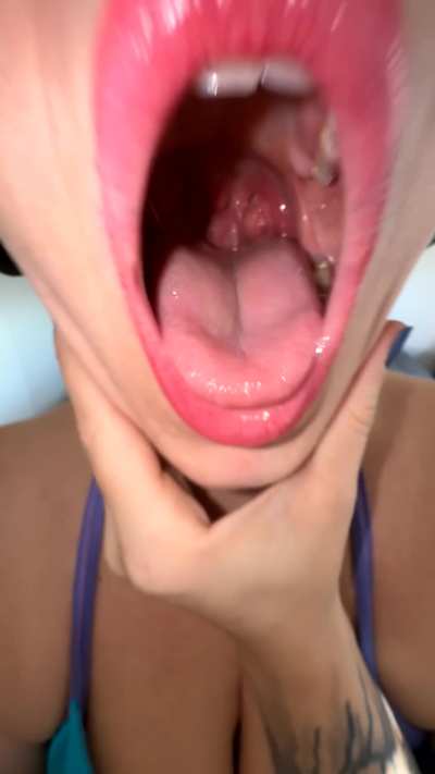 before I eat you, I want you to feel my tongue all over u&hellip; like a goodbye ritual 🥵