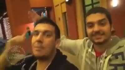 Cr&eacute;ditos do criador lixeira memes eu tamb&eacute;m eu estou no reddit do huestation muhahaha :3