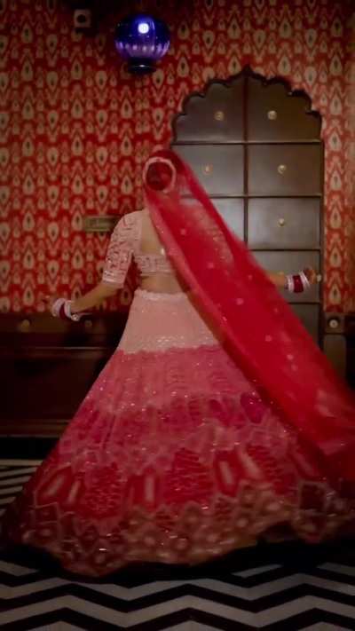 S3xy Garima lehenga Look