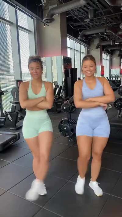 Ana Ass >>>