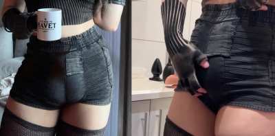 I like how the picture looks so absurd that its like "There's no way thats actually what her bulge looks like" and then you see it IRL and its like "wow look at her hands compared to it wtf"