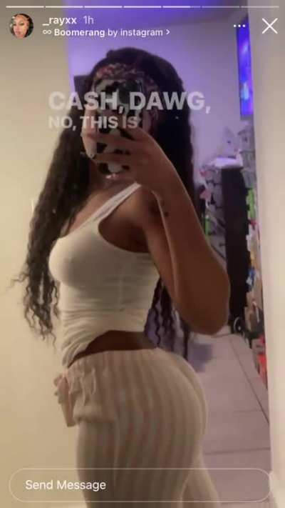 She just posted this that ass