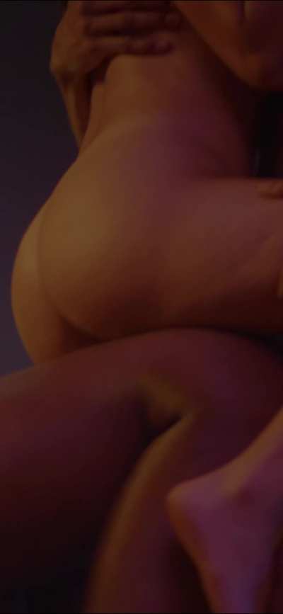 [Topless] [Ass] Madison Oakley - Peacemaker S02E01 (2025)