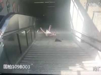 If you think texting while walking or even driving can kill you! THINK AGAIN!