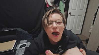 He covered my tongue so much cumm