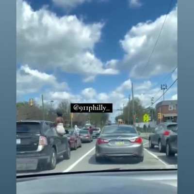 INSTANT karma this morning in southwest Philly due to Rubber Necking PSA🗣:WATCH THE ROAD!!! Not someone&rsquo;s A$$!!