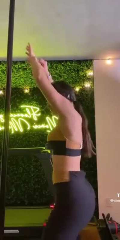 Es perfecta🖤🔥