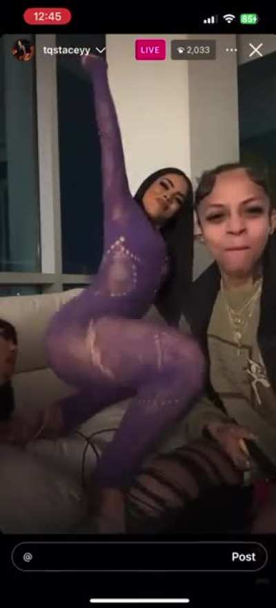 😍😍