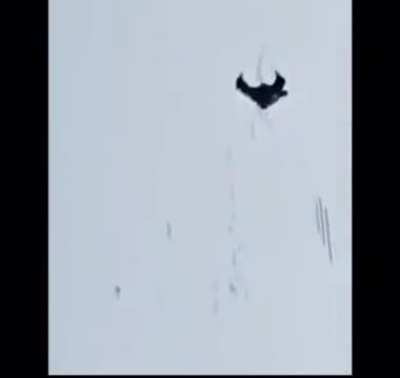 😳