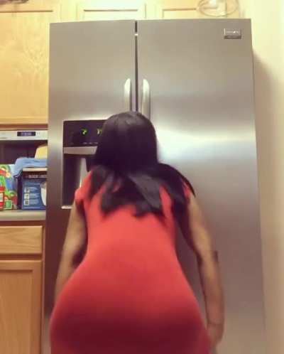 dress twerk old