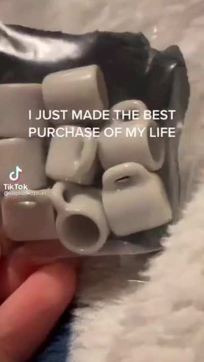 This is the cutest thing I have ever seen and nobody could convince me otherwise.. (not oc)