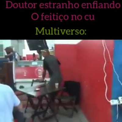 entrei em outro site pra ver o homem aranha e me vem isso: