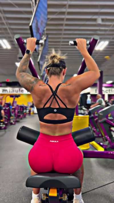 How&rsquo;s my back look?
