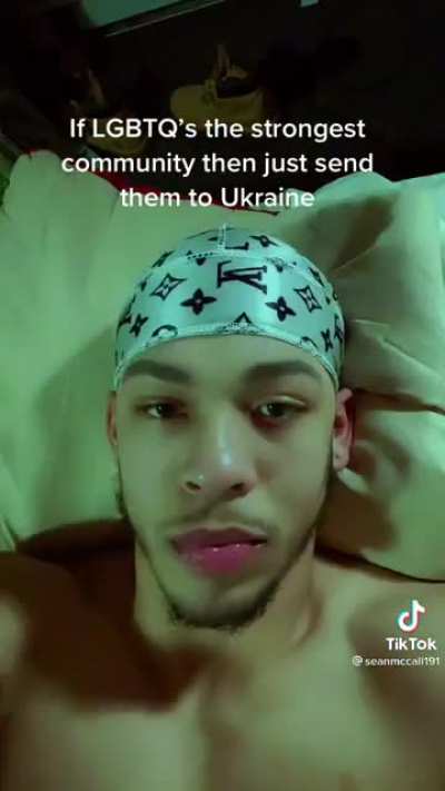 Nah he tryna get his TikTok banned lol 🤦🏾&zwj;♂️