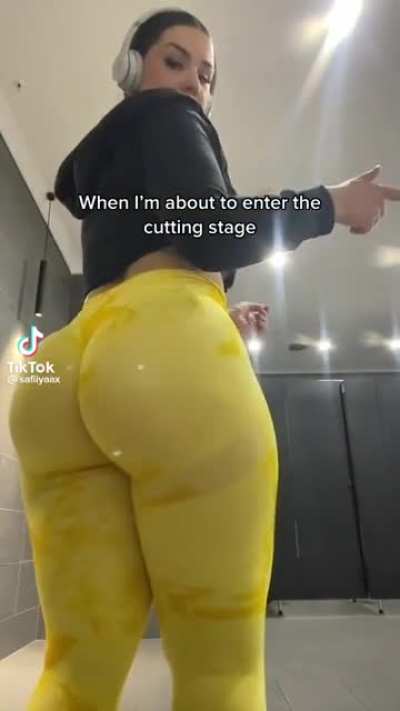 safiiyaax