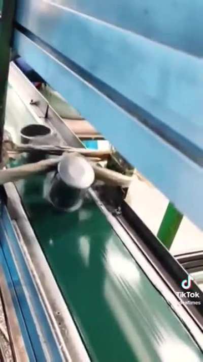 Auto-rotator
