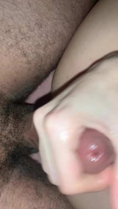 All that Arab cum ends up over her white pussy after a handjob