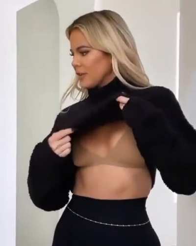 showing off her tits