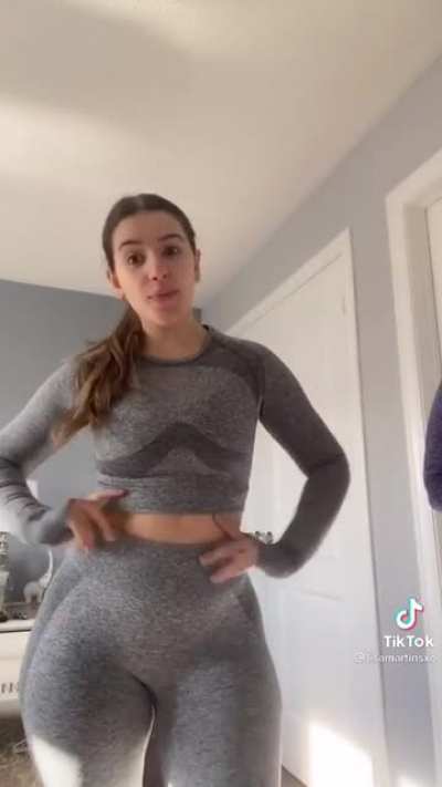 Best Friends Giant ass