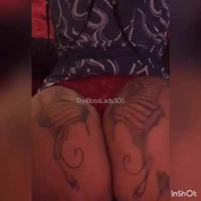Heavy booty twerk videos TheBossLady305 for the fans only on SALE .... xxx is available also