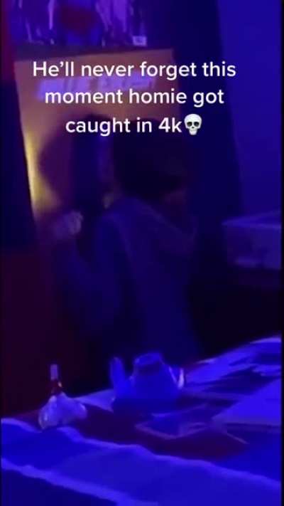 He must be so embarrassed 💀