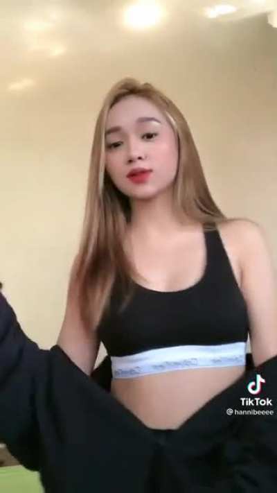 Hannah Dela Vega