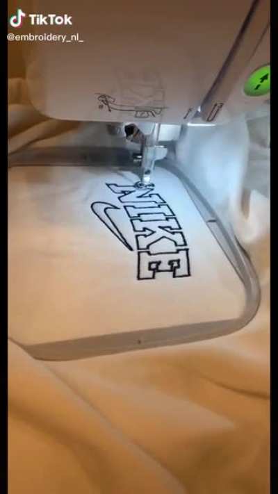 ⚡️NASIL ZENGIN OLURSUNUZ ANLATIYORUM⚡️ BAKIN ARKADASLAR BOYLE BIR MAKINE ALICAKSINIZ SONRA EN UCUZA KAZAK ALICAKSINIZ USTUNE NIKE ADIDASI BASICAKSINIZ 20 LIRA MALIYET 100 E SATICAKSINIZ HA GIDER DE VAR DEYELIM IPLIK FLN 30 CIKAR 70TL KAR 1000 TANE SATSANI