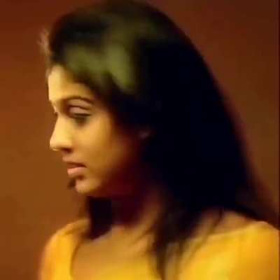 Nayanthara Kiss