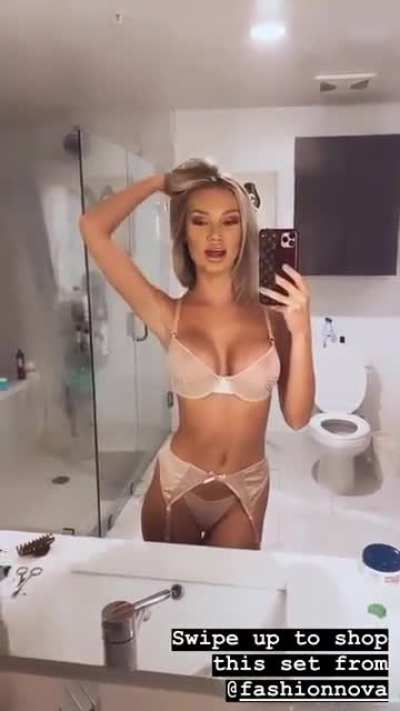 Alexa Collins