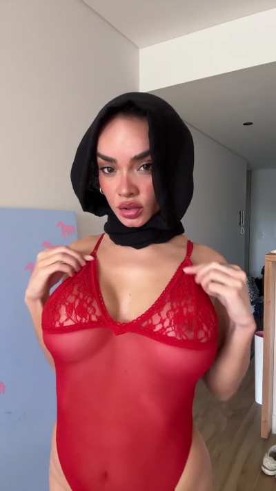 say yes and i&rsquo;ll hand over my exclusive masturbation video