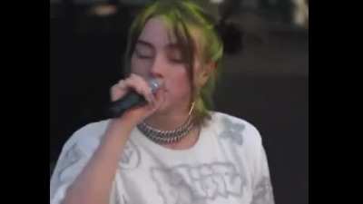 Amo el nuevo tema de Billie Eilish 😍😍😍