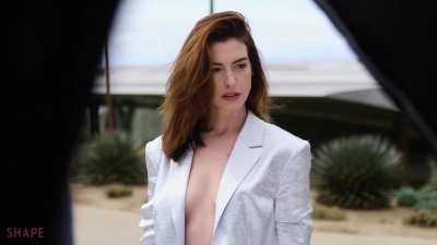 Anne Hathaway