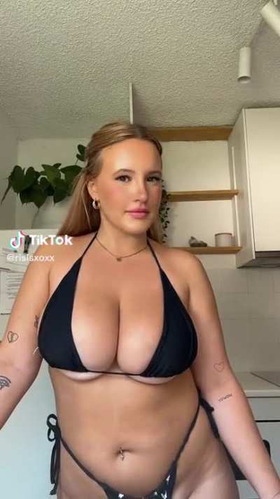 risisxoxx