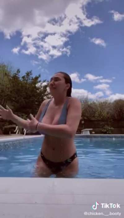 Does anyone know how to recover deleted TikTok&rsquo;s? I have archive links to her old videos