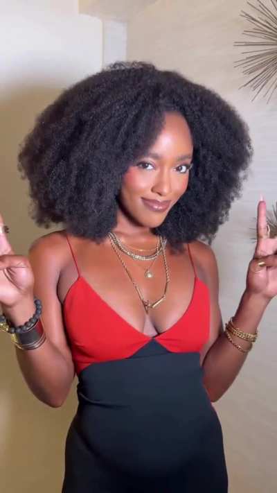 Ars&eacute;ma Thomas
