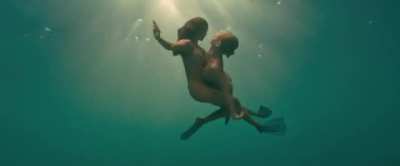 Kelly Brook &amp;amp; Riley Steele in Piranha 3D