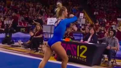 UCLA&rsquo;s Gracie Kramer 💛💙🐻🤸&zwj;♀️