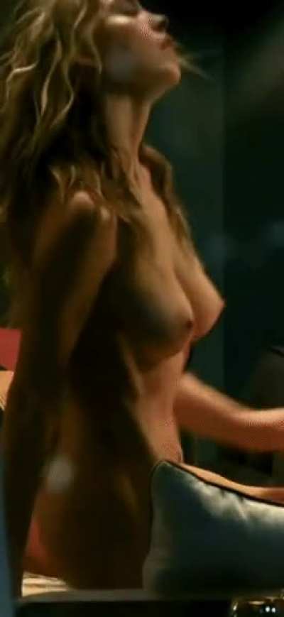 Sydney Sweeney&rsquo;s sex scenes are impossible not to jerk to