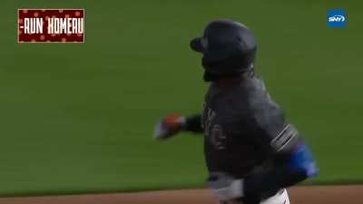 Luis Robert Jr walks off the Pirates in the 11th!