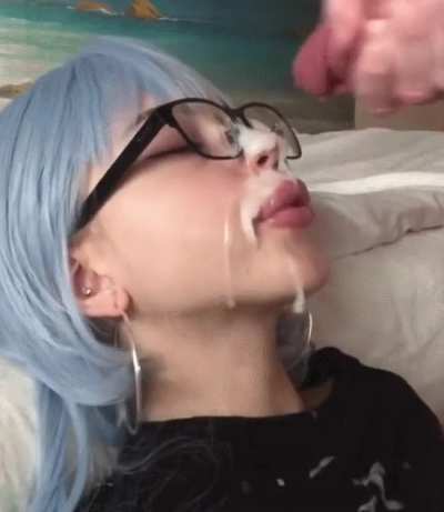 [Kik/Wickr psloutas] My favourite way to spend Halloween is by swallowing a big tasty treat!